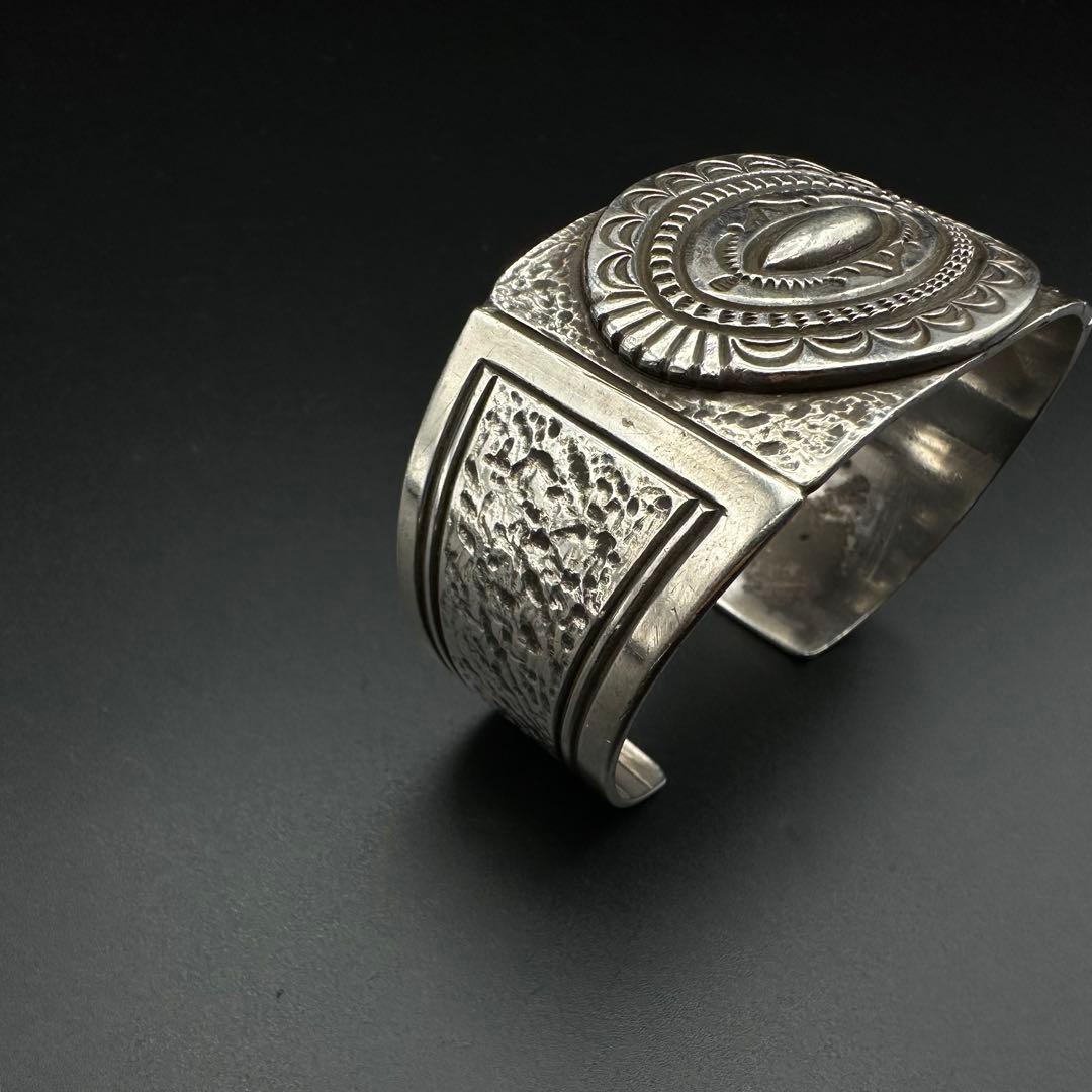 Navajo Wilson Jim スタンプワーク バングル