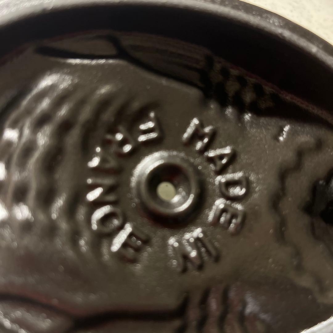 めりかり　新品staub ストウブ　スモールチキンココット　バジルグリーン