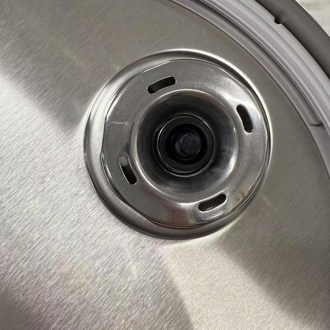 未使用　ビタビットプレミアム 3.5L シルバー