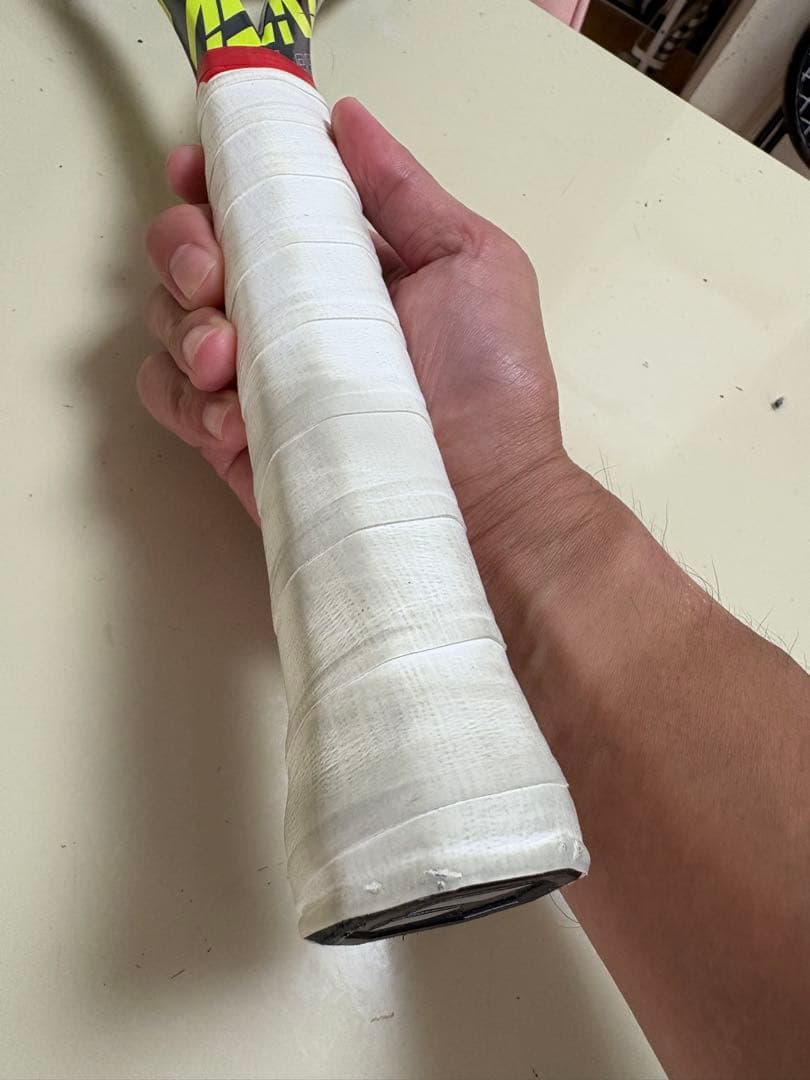 Babolat ピュアアエロ98 G2 テニスラケット 2023