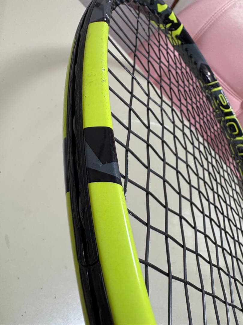 Babolat ピュアアエロ98 G2 テニスラケット 2023
