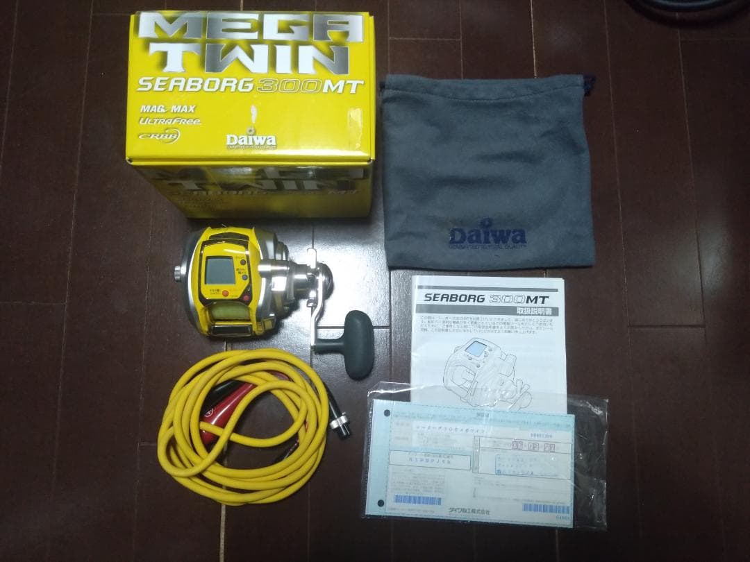 超美品　Daiwa シーボーグメガツイン300MT 電動リール