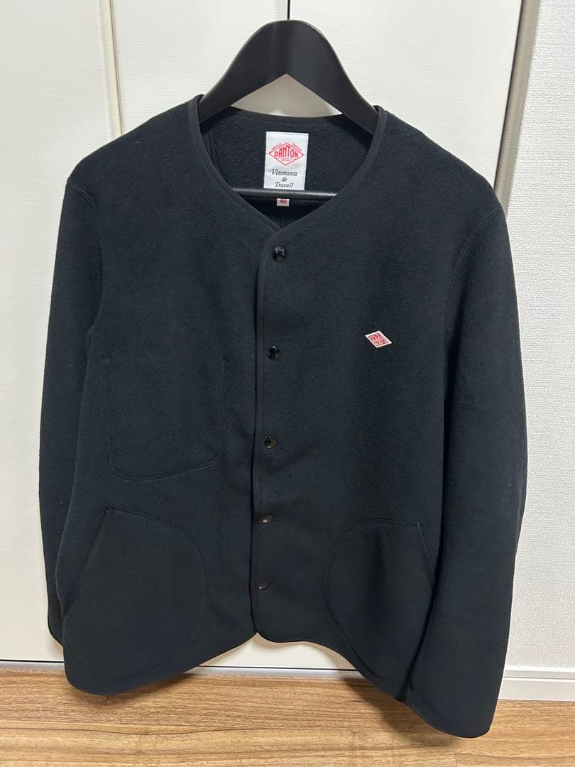 ダントン ノーカラーフリースカーディガン