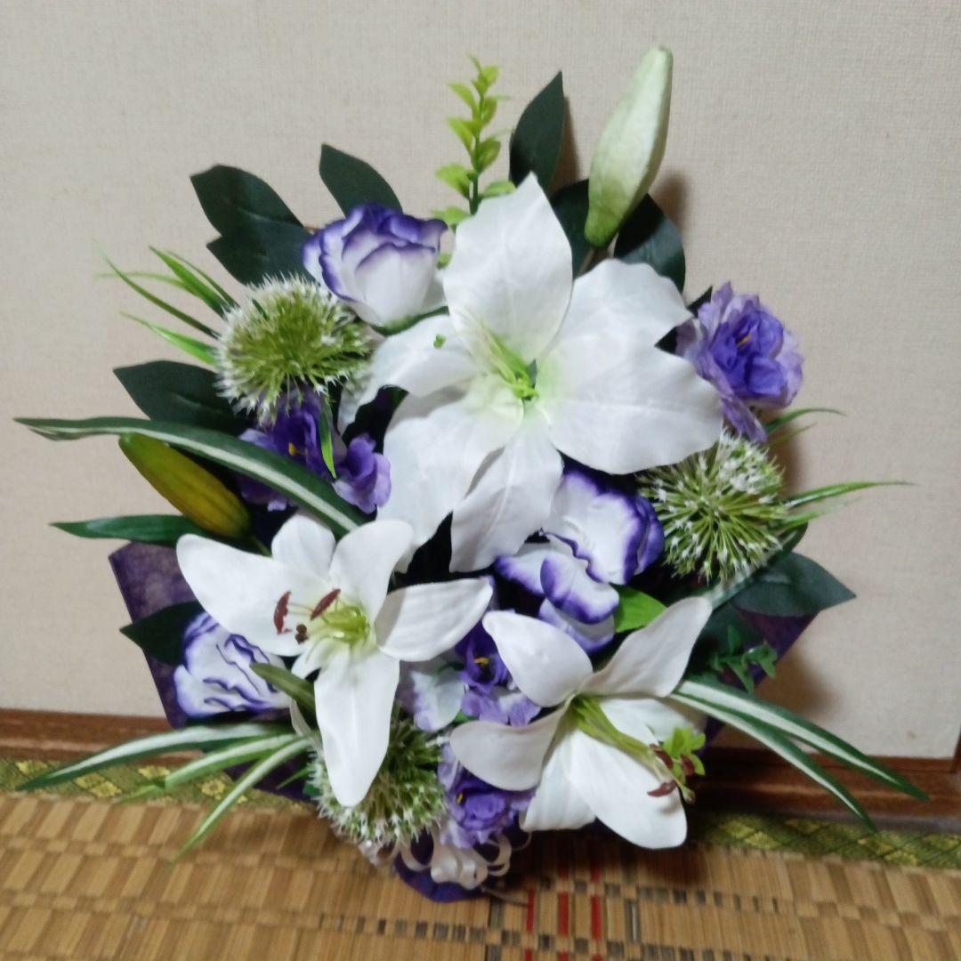 御供え花　仏花　法事　白百合アレンジ　造花