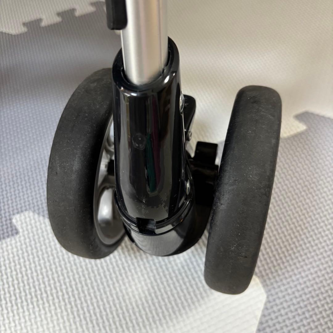 Combi コンビ　ツインスピンGC 2人乗りベビーカー　双子