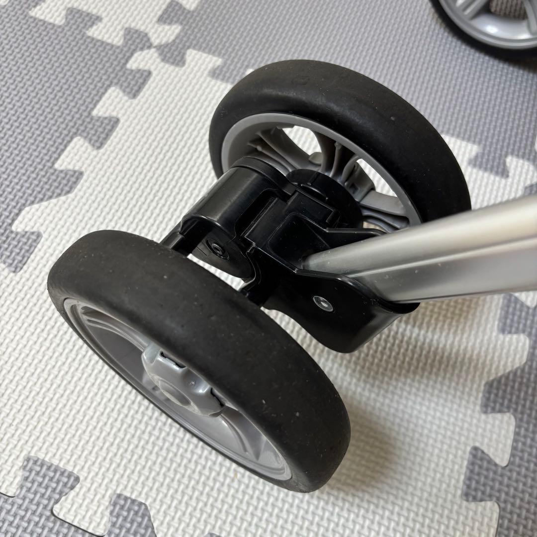 Combi コンビ　ツインスピンGC 2人乗りベビーカー　双子