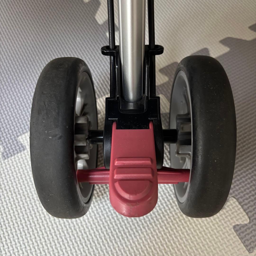 Combi コンビ　ツインスピンGC 2人乗りベビーカー　双子