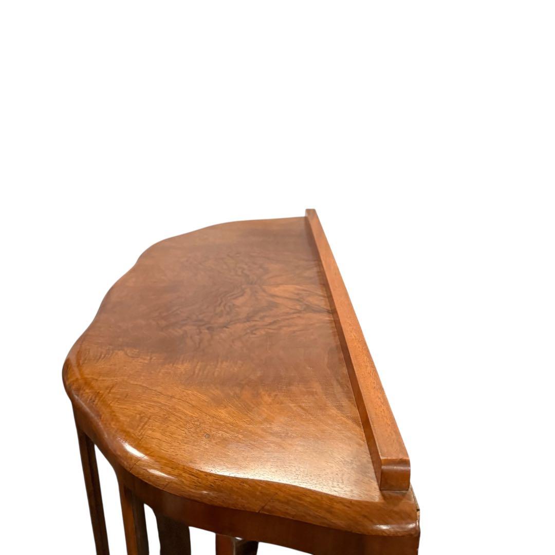 HR839 【英国アンティーク】ハーフムーン　キュリオケース　３面彩光　鍵付き