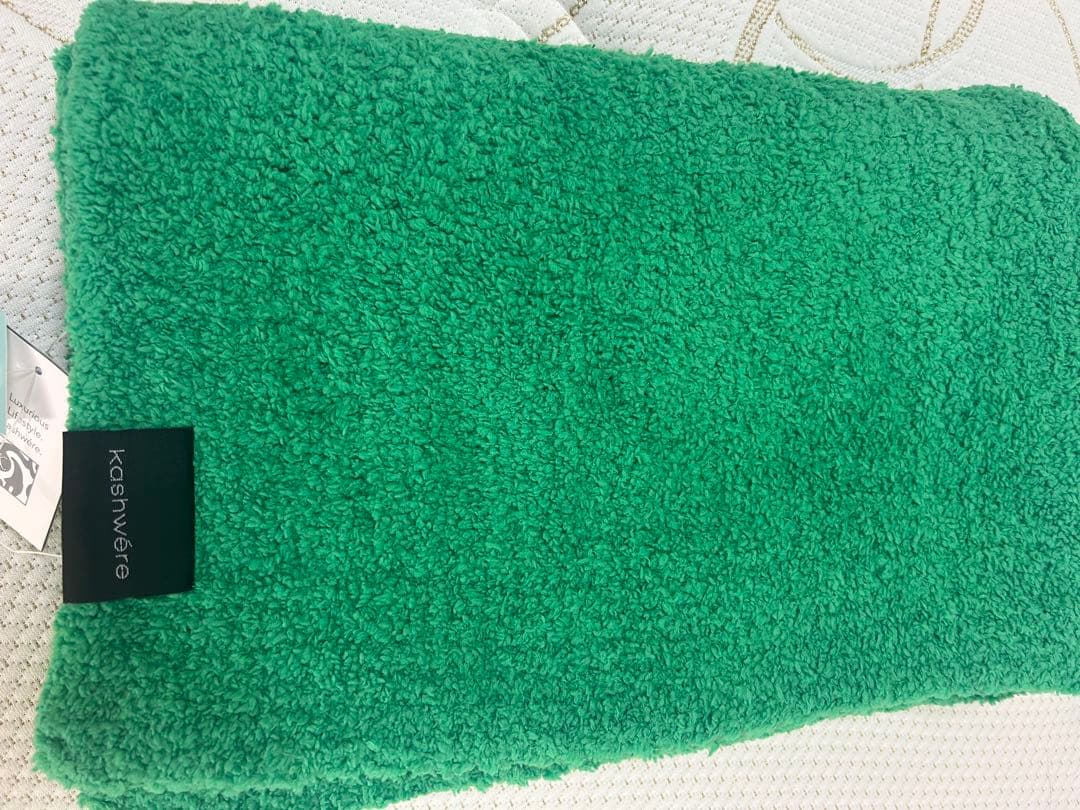 kashwere ハーフブランケット　新品タグ付き