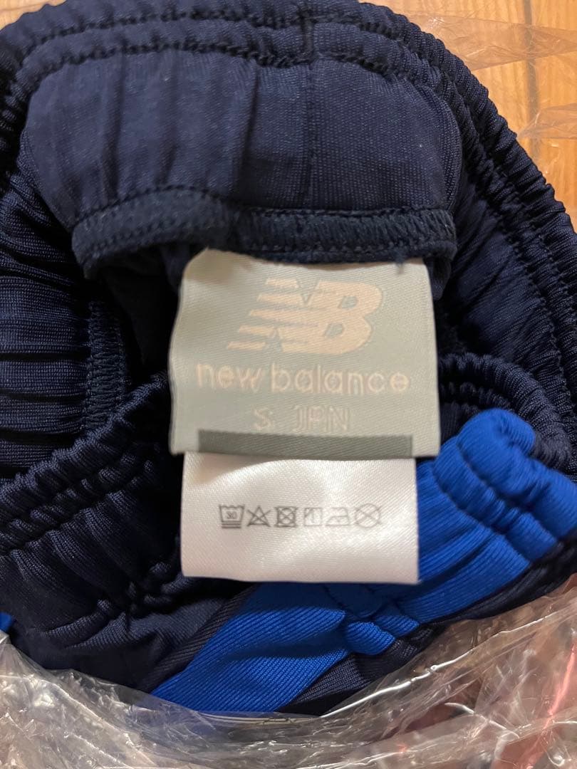 山梨学院大学サッカー部　長袖上下トレーニングウェアセット&ハーフパンツ