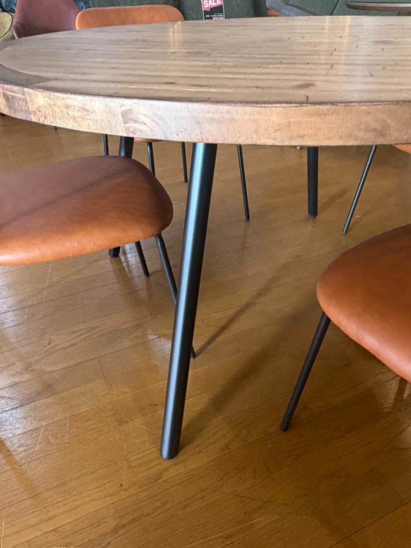 ヴィンテージスタイル 円形ダイニング5点セット 合皮チェア