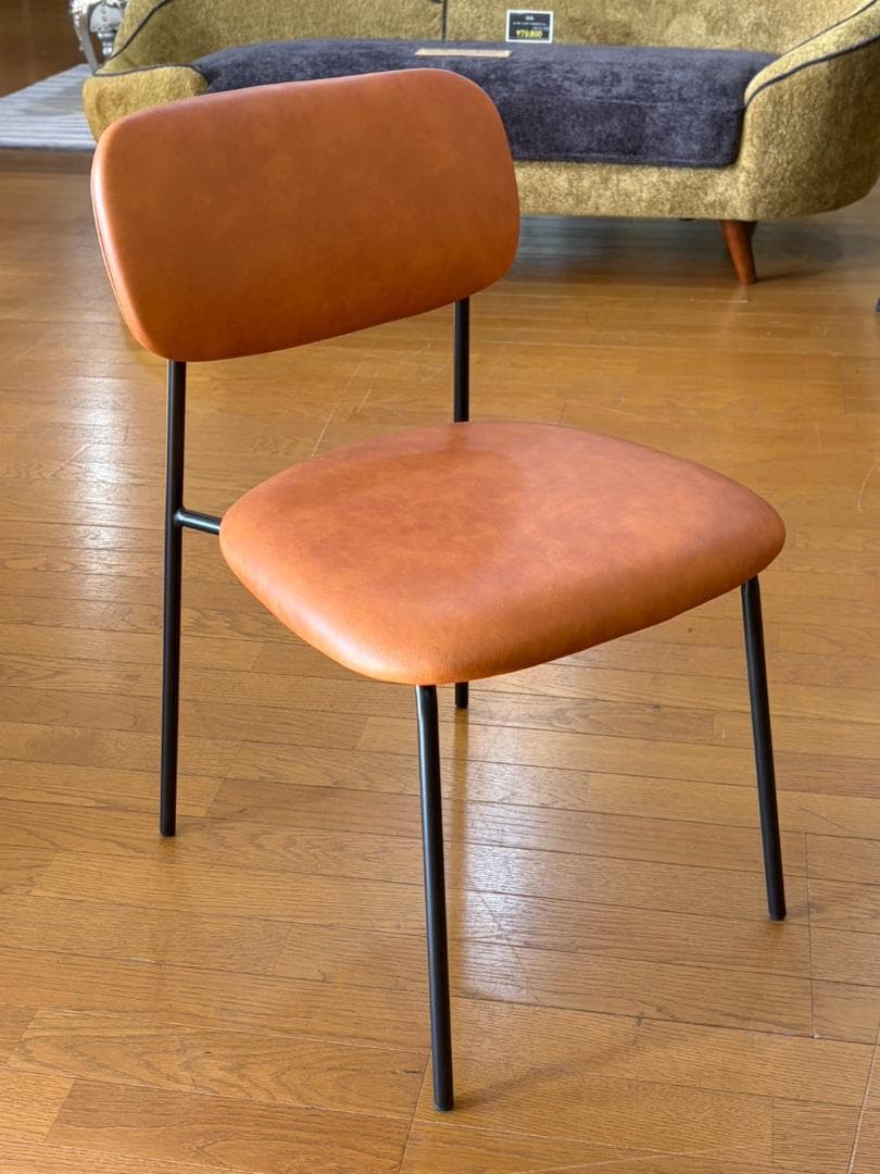 ヴィンテージスタイル 円形ダイニング5点セット 合皮チェア