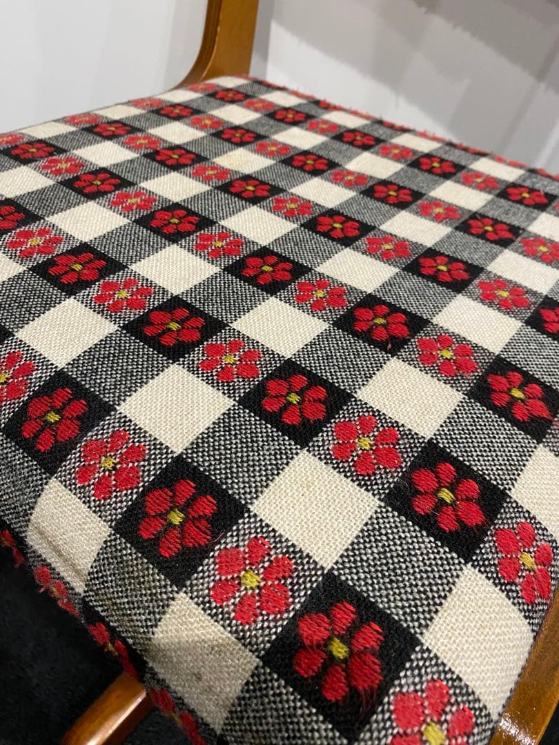 レトロ　レトロポップ　チェア　椅子　昭和　かわいい