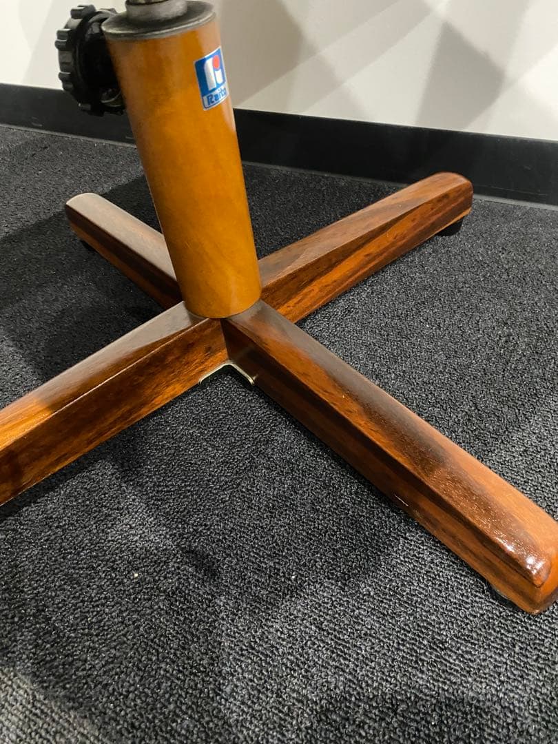 レトロ　レトロポップ　チェア　椅子　昭和　かわいい