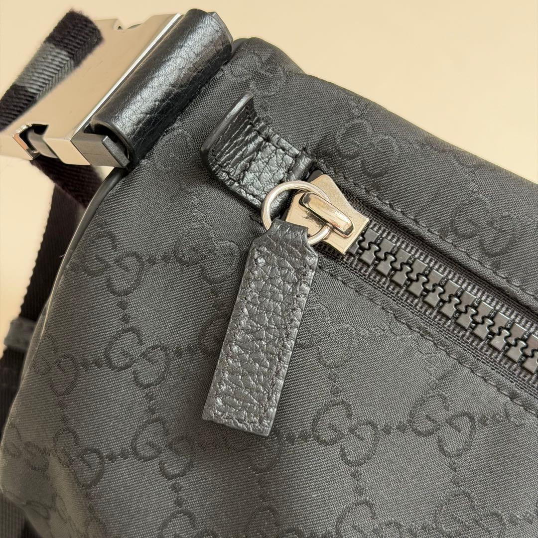 GUCCI グッチ GGキャンバス スリングバッグ ボディバッグ ブラック 黒