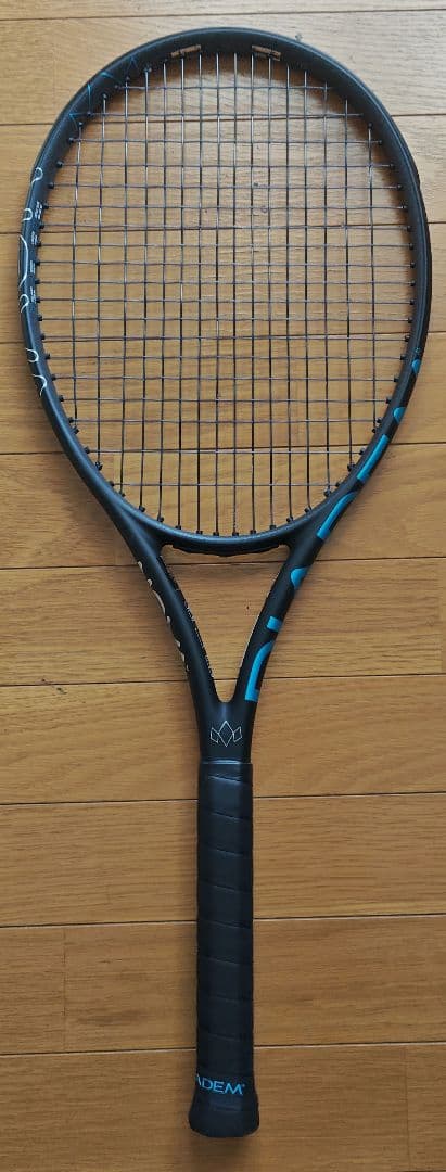 ほぼ新品　長ラケ　ダイアデムNOVA+ V3 テニストピアスペック3 グリップ2