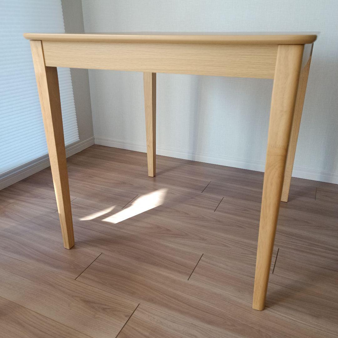 【美品】ダイニングテーブル　75cm x 75cm(送料込み)