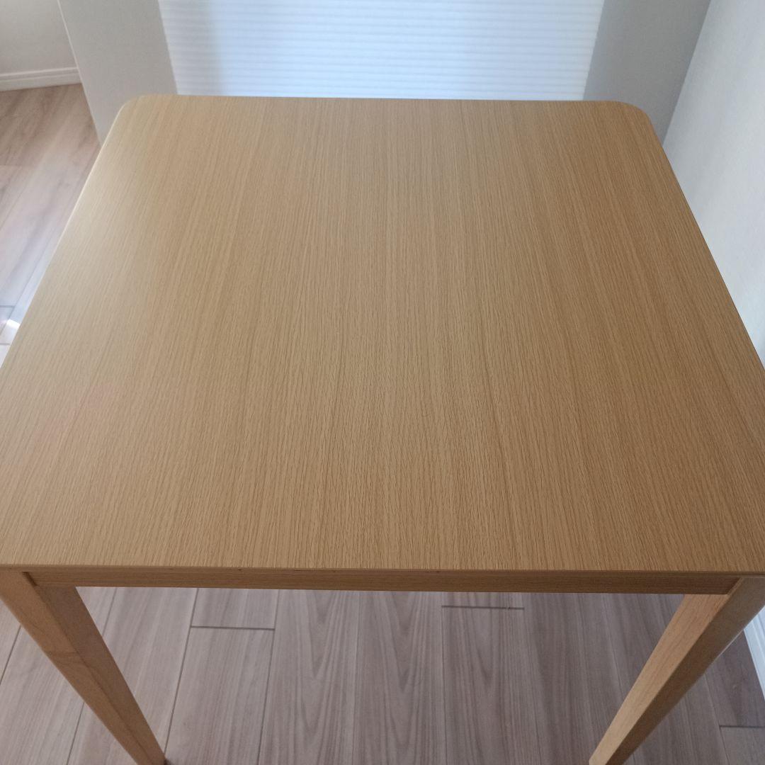 【美品】ダイニングテーブル　75cm x 75cm(送料込み)