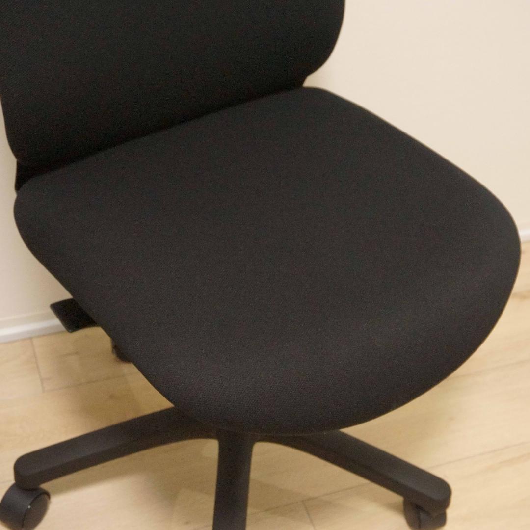 イトーキ　オフィスチェア　トルテR　KZ230GBM-T1T1X