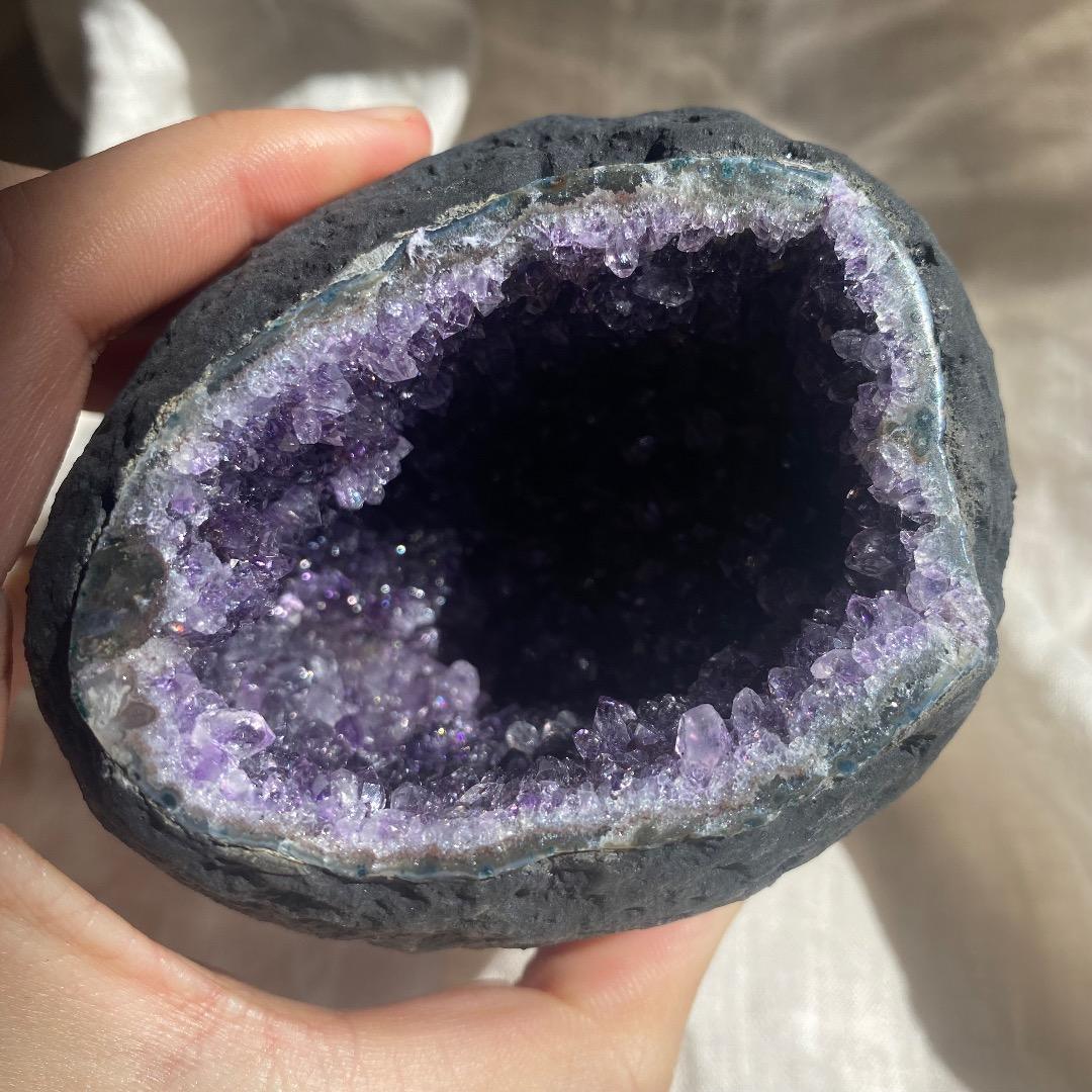 希少!アメジストドーム　台座付き　ウルグアイ産 5A grade