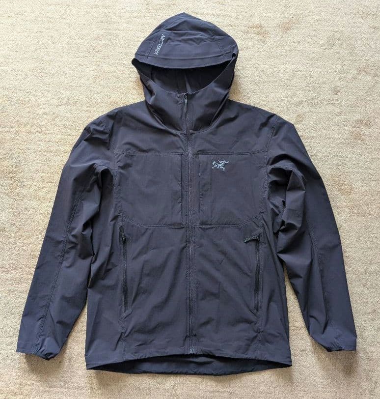 【新品未使用】ARC'TERYXガンマ ライトウェイト フーディ メンズ 黒 S