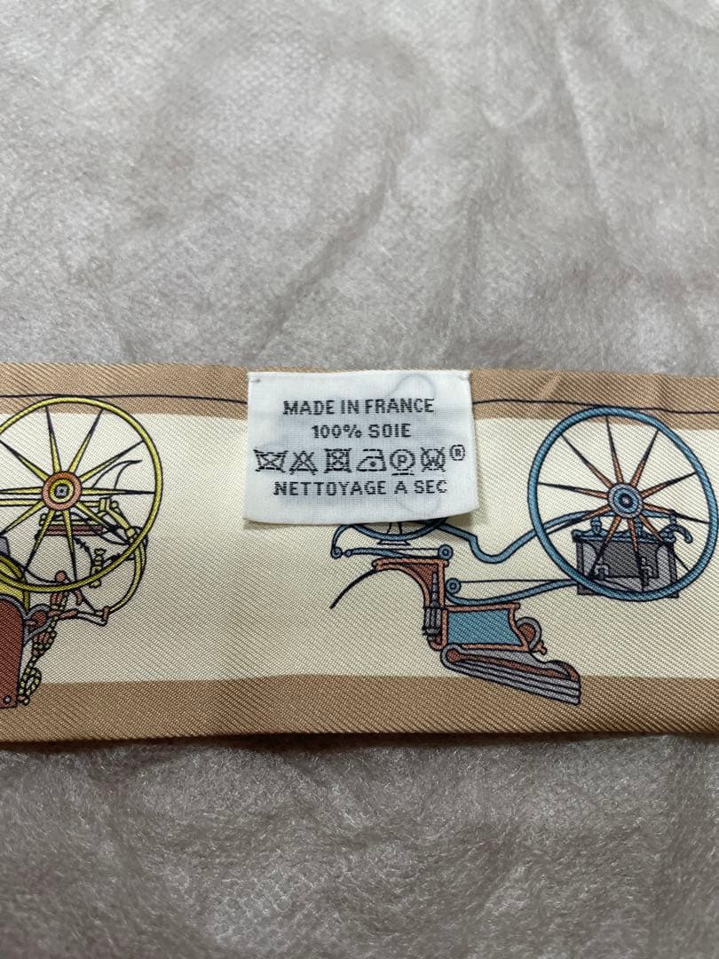 エルメス　ツイリースカーフ　馬車の変遷