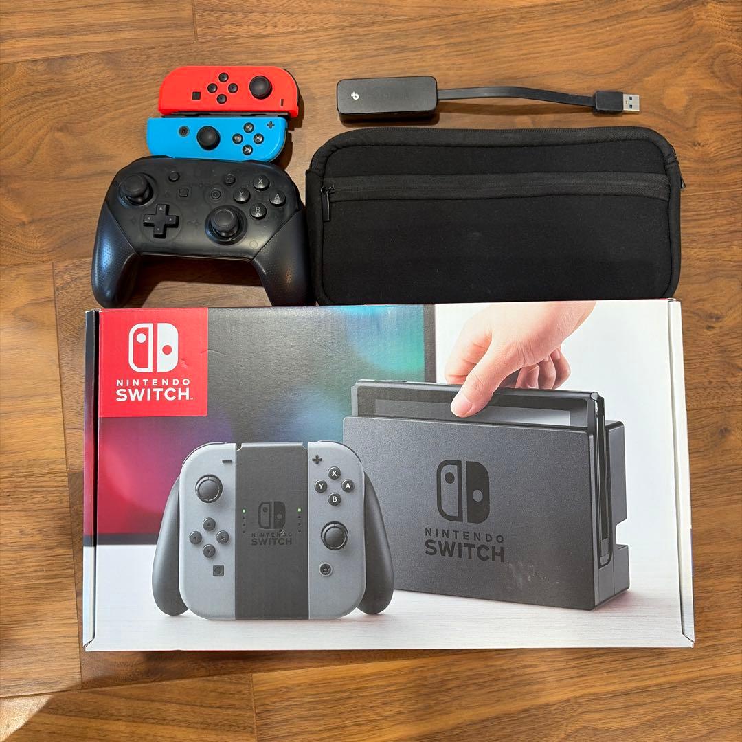 Nintendo Switch 本体 + Joy-Con, プロコンなど