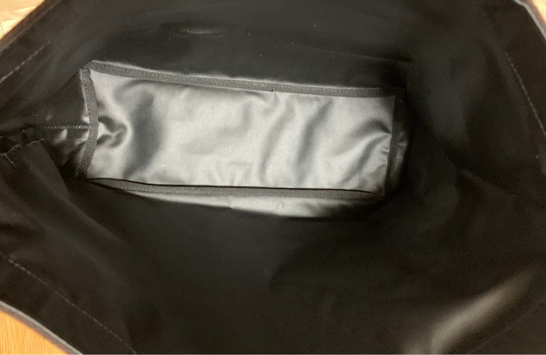 エルベシャプリエ ネイビー×モカ　704C トートバッグ