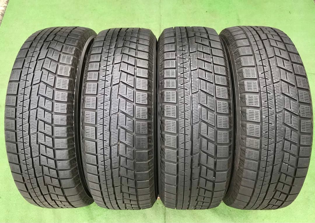 215/60 R16 YOKOHAMA ICE GUARD IG60、2022年