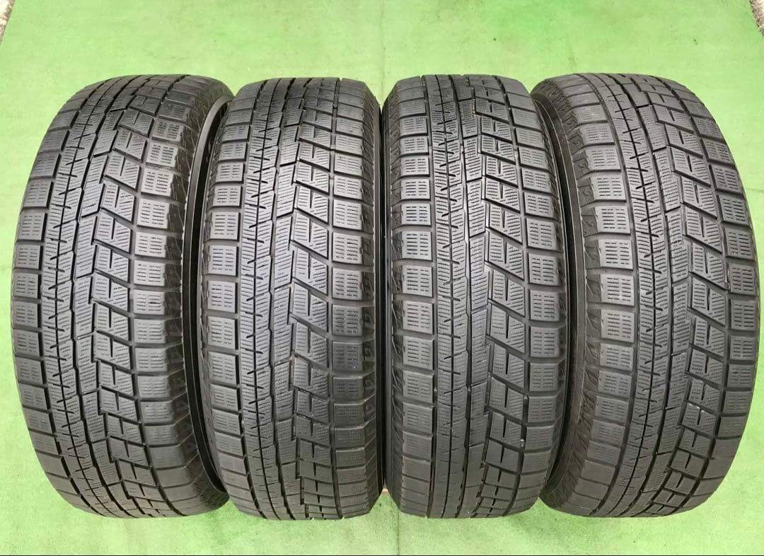 215/60 R16 YOKOHAMA ICE GUARD IG60、2022年