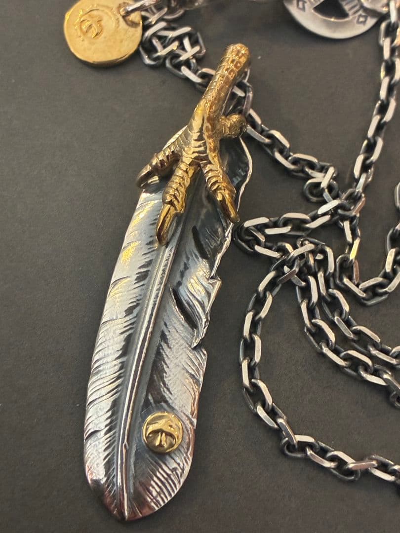 ゴローズ　OLD 金爪メタル付き特大フェザー全金太陽メタル中細角チェーンセット