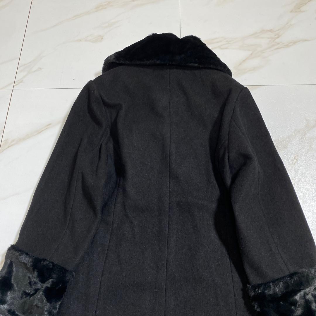 現行♡スーパービューティーオーラボー 女優襟 スパンコール刺繍エコファーコート