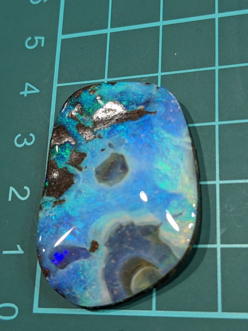 ボルダー ウォーター オパール オーストラリア