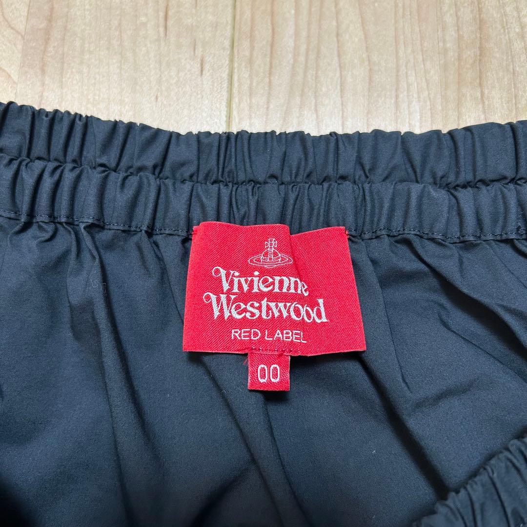 新品　ヴィヴィアン Vivienne　シャツ　刺繍ブラウス　黒