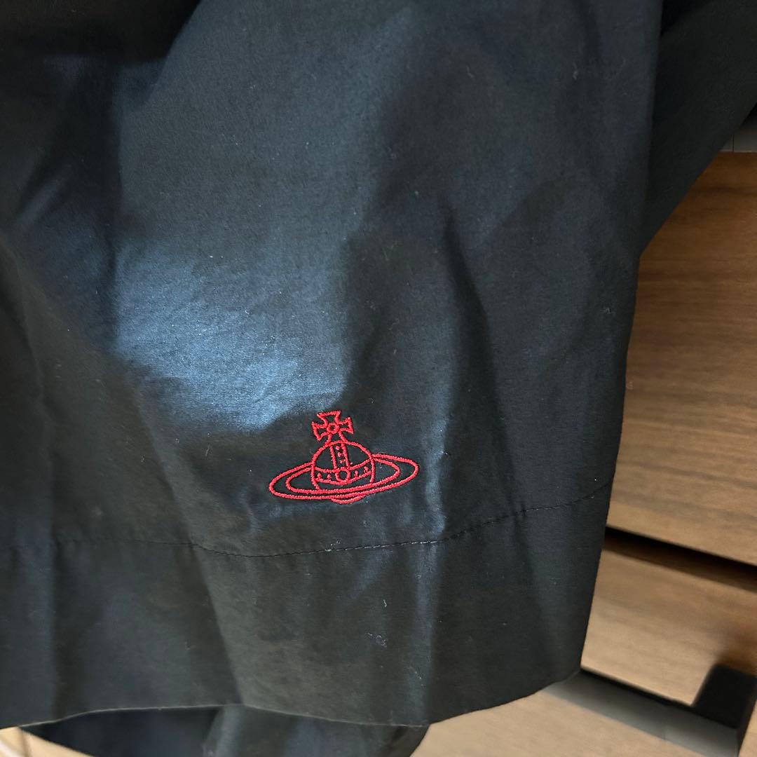 新品　ヴィヴィアン Vivienne　シャツ　刺繍ブラウス　黒