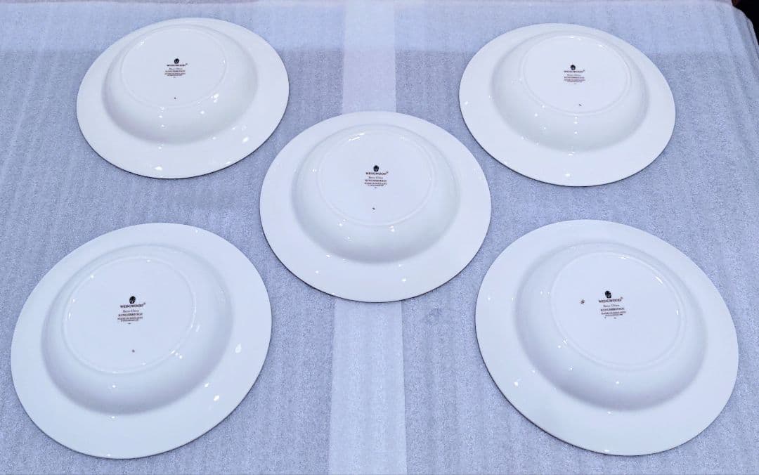  ウェッジウッド キングスブリッジ 黒壺 カップ プレート 青