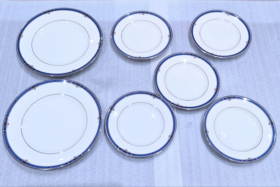  ウェッジウッド キングスブリッジ 黒壺 カップ プレート 青