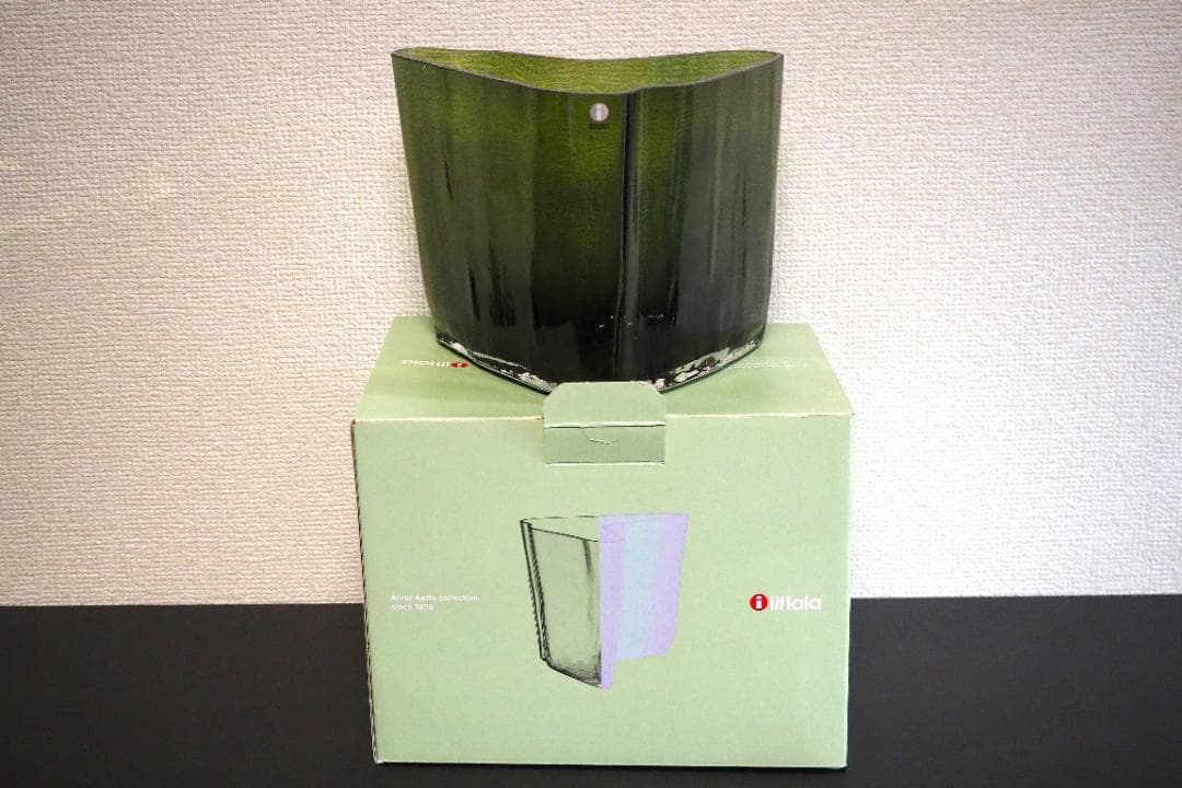 アルヴァ・アアルト ベース 140mm モスグリーン イッタラ 