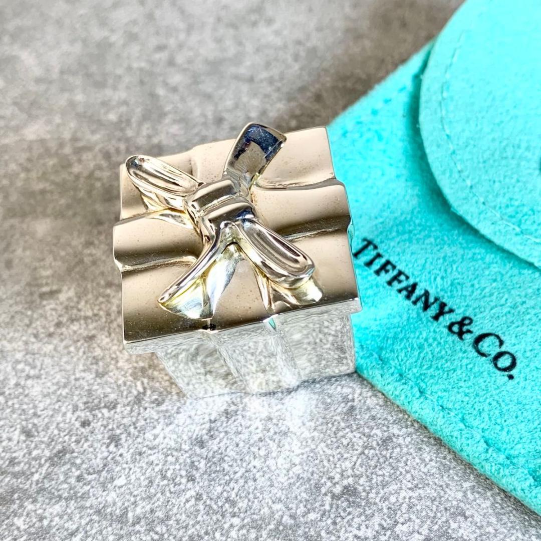 ティファニー ギフトボックス ジュエリーケース ピルケース シルバー SP1e