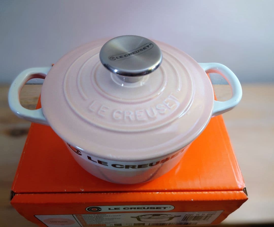 ま*み様 【新品/送料無料】LE CREUSET ココット　パウダーピンク 14