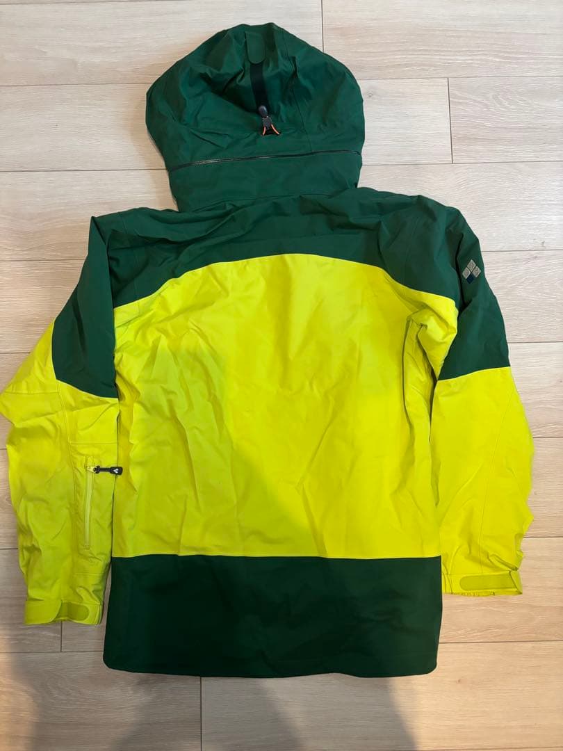 【MUTTY】mont-bell ウィンタースポーツ ジャケット 緑・黄