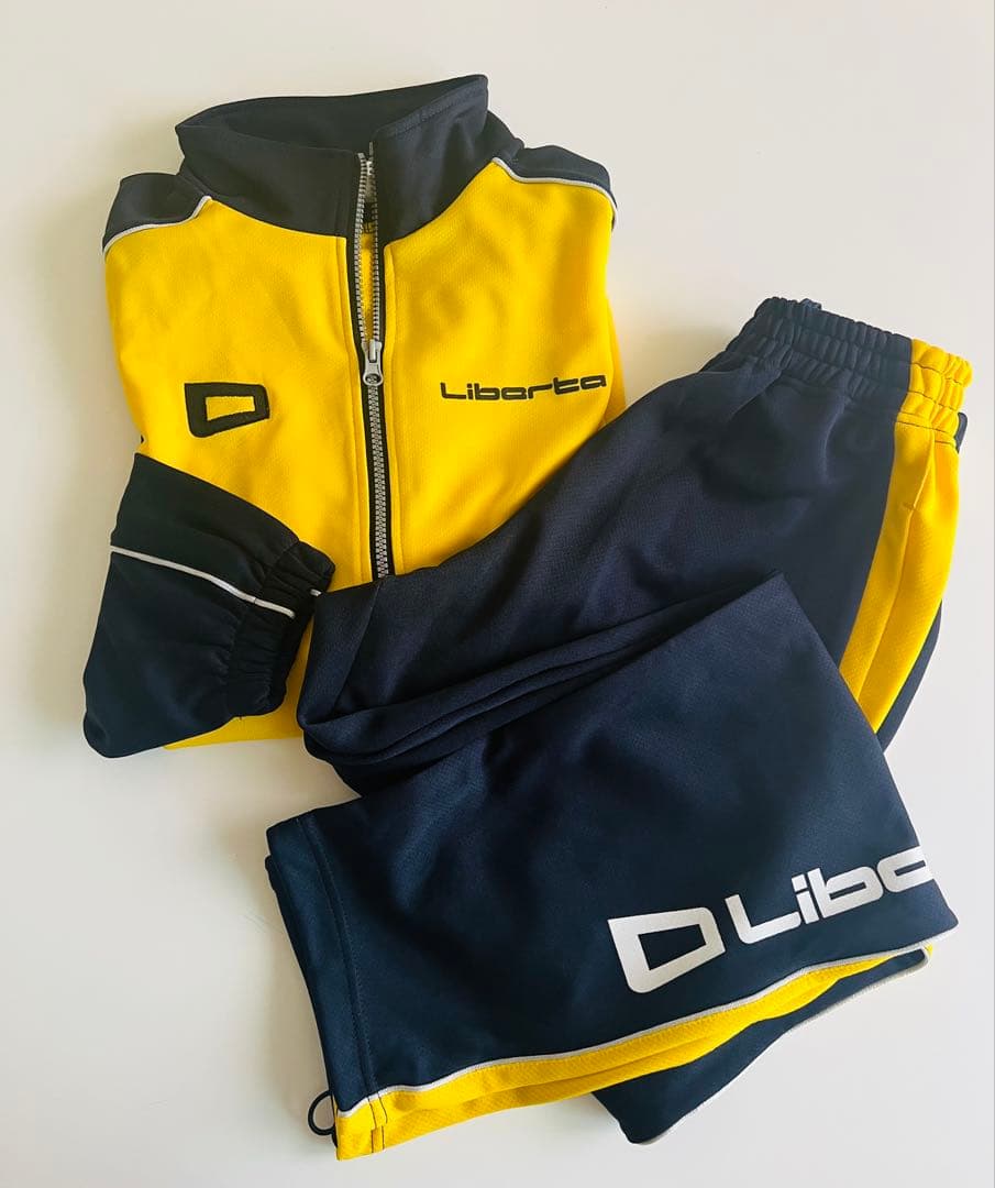 Mizuno Liberta サッカージャージMサイズ 上下セット