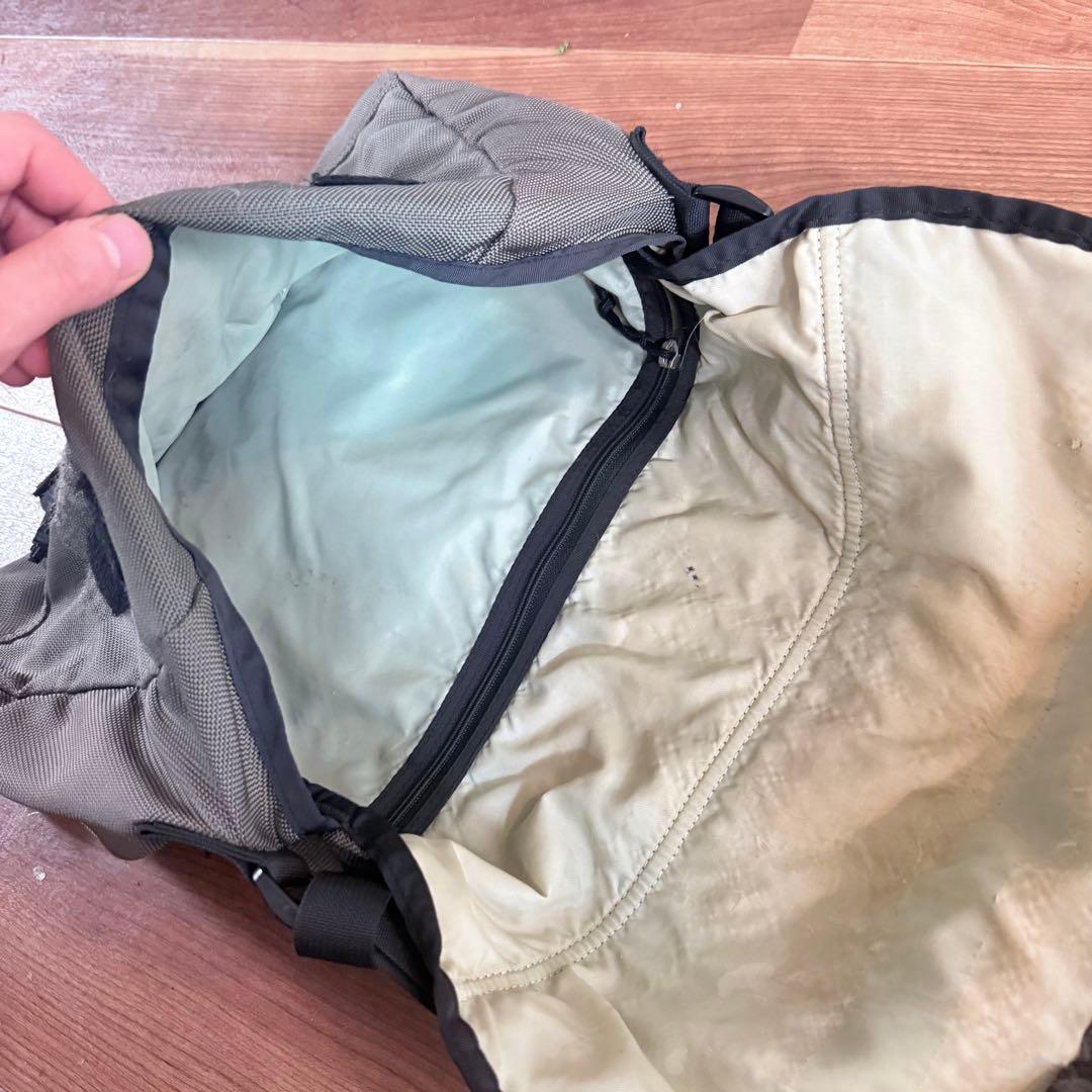 Patagonia メッセンジャーバッグ Y2K 00s