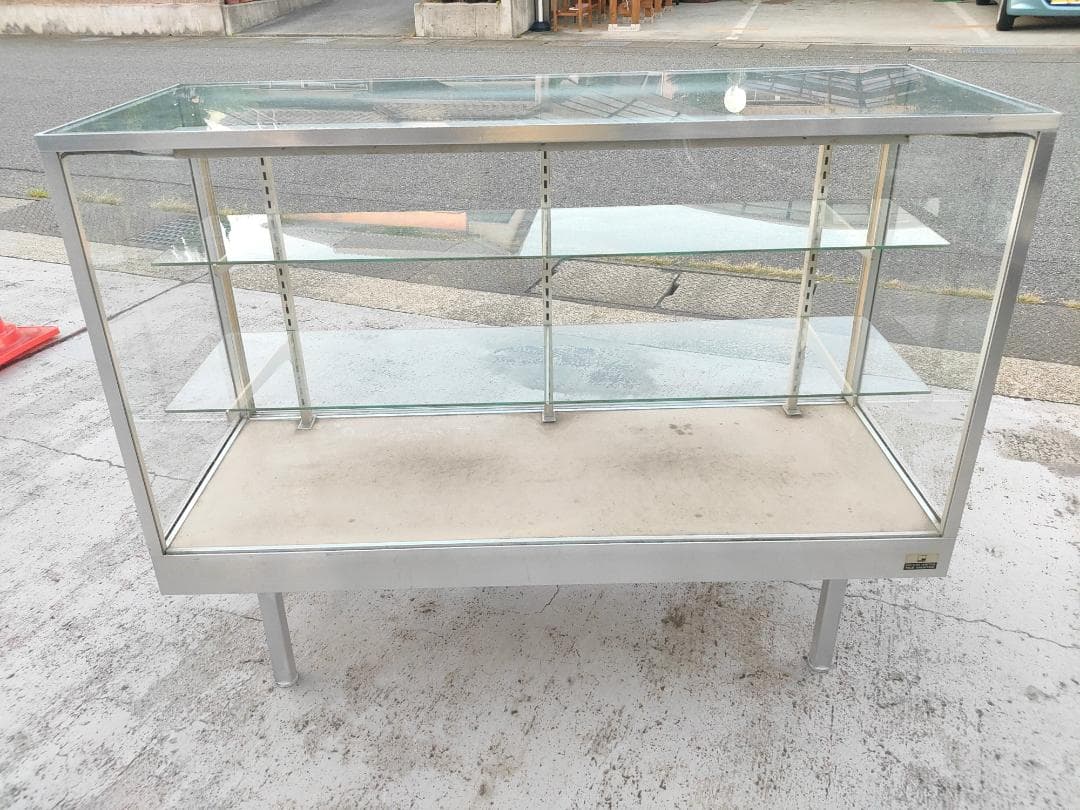 【引取限定】照明付き☆陳列用ガラスショーケース☆棚板2段高さ変更可能