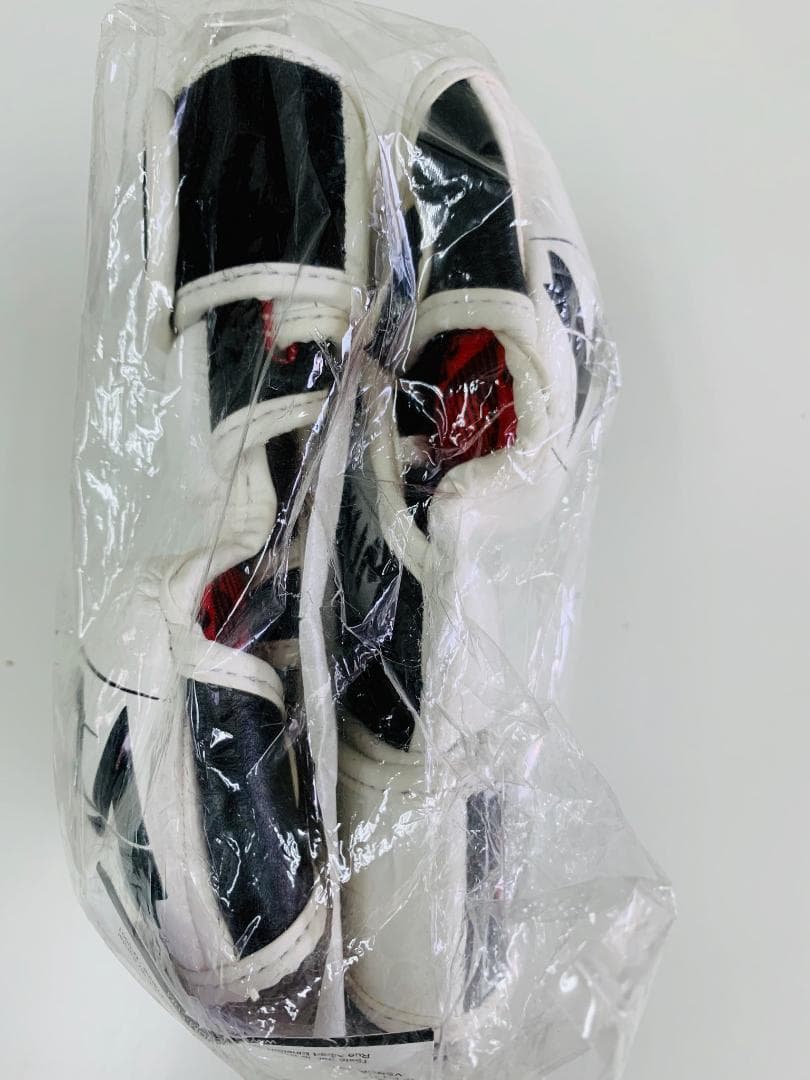 ★新品・未使用VENUM1393 MMAグローブUNDISPUTED2.0白S