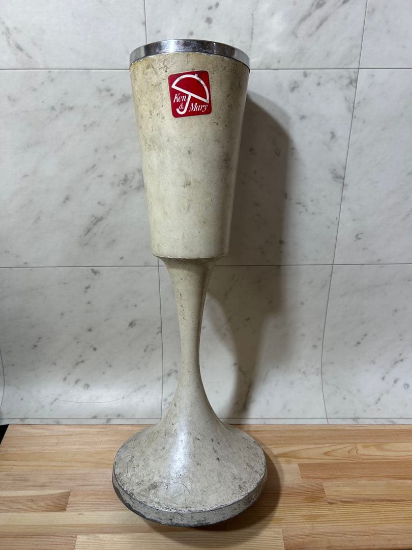 【希少 ヴィンテージ Ken & Mary スタンド灰皿】　日産スカイライン