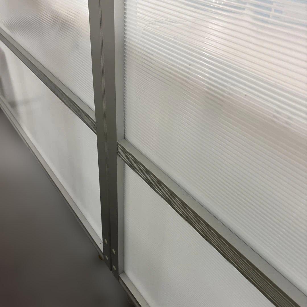 スタンド式透明パーテーション