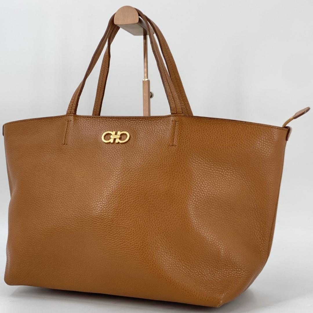 サルヴァトーレフェラガモ ダブルガンチーニ トートバッグ シボレザー ブラウン