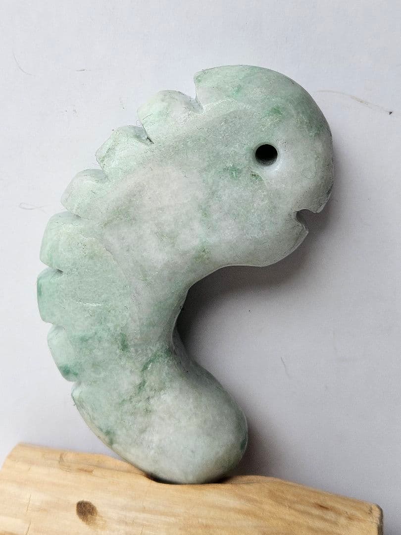 勾玉前頭孔　縁起　　　　　獣形　薙鎌 翡翠勾玉