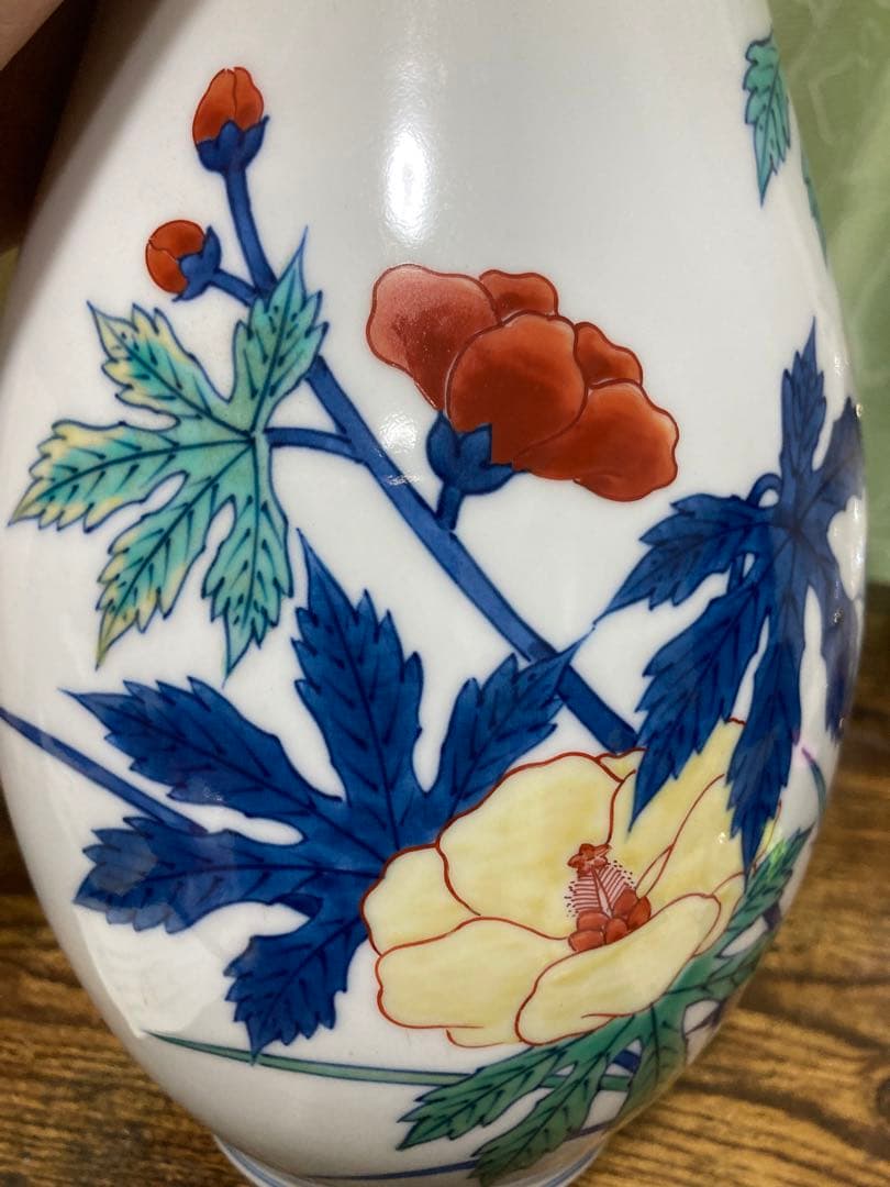 無形文化財 今右衛門焼 錦葵絵花瓶 共箱　鍋島焼色鍋島 花器　十二代今泉今右衛門